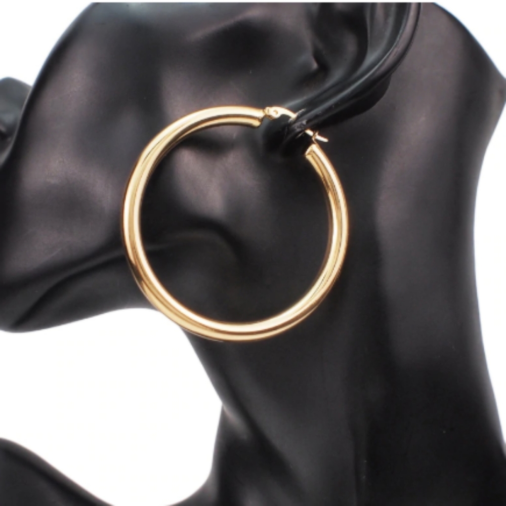 Edgy hoops